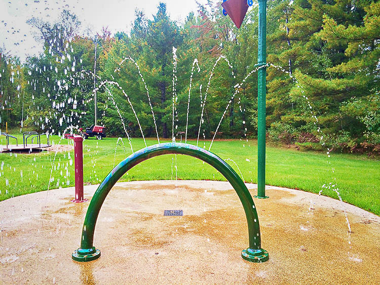 Small Arch Water Play Feature