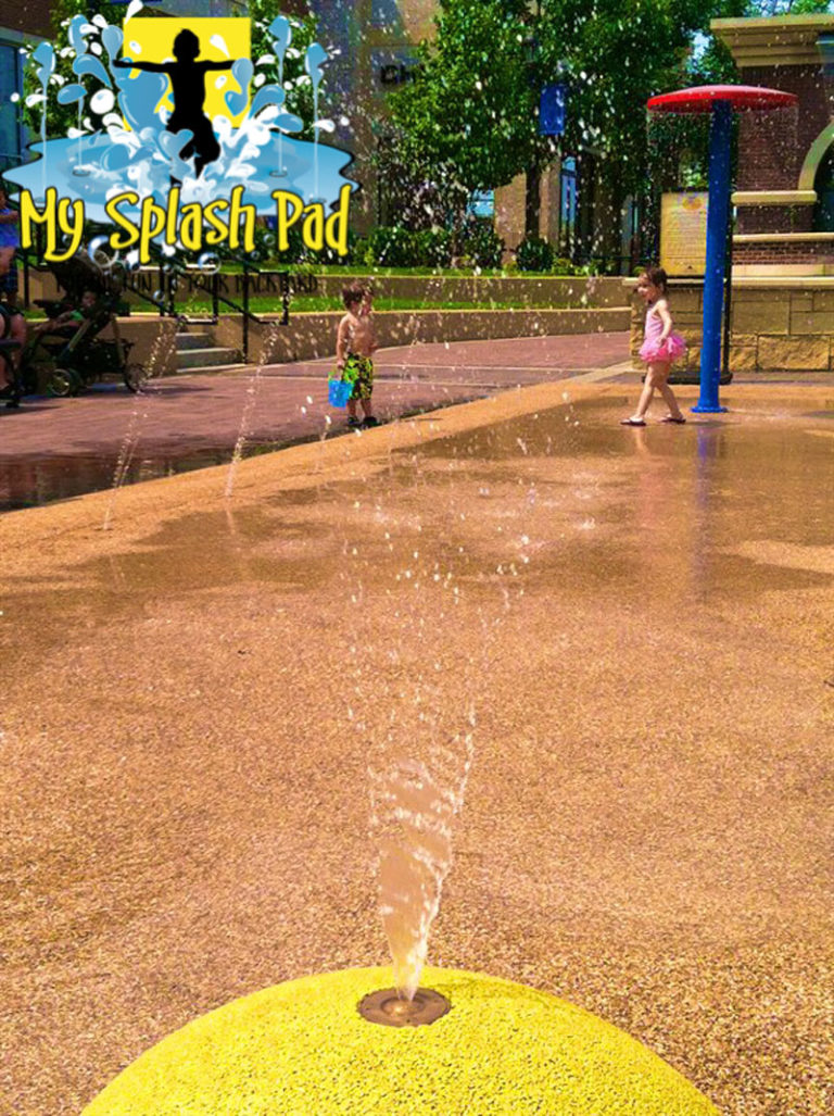 Shadow Lake Towne Center in Papillion, NE Splashed by My Splash Pad
