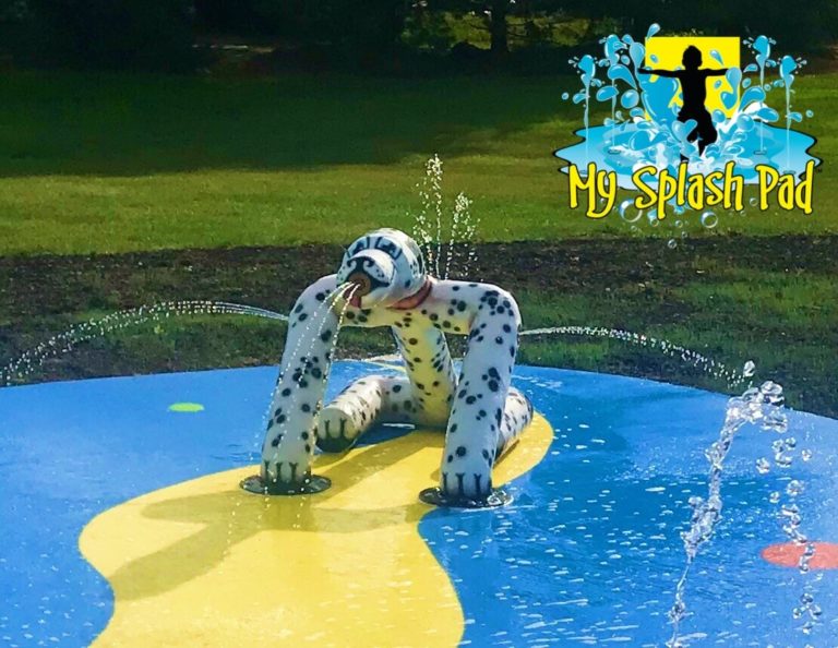 My Splash Pad Sitting Dog Aquatic Play Area