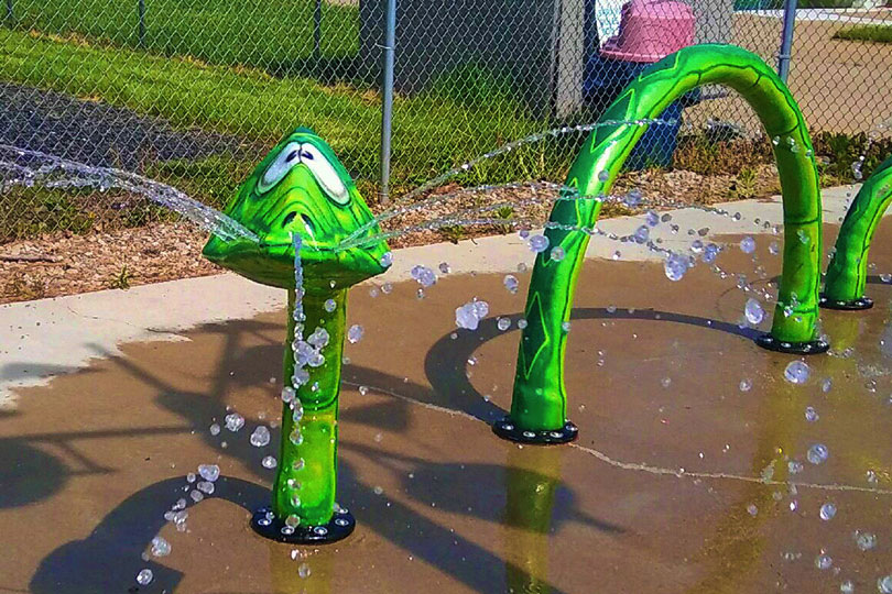 Snake animal water play feature