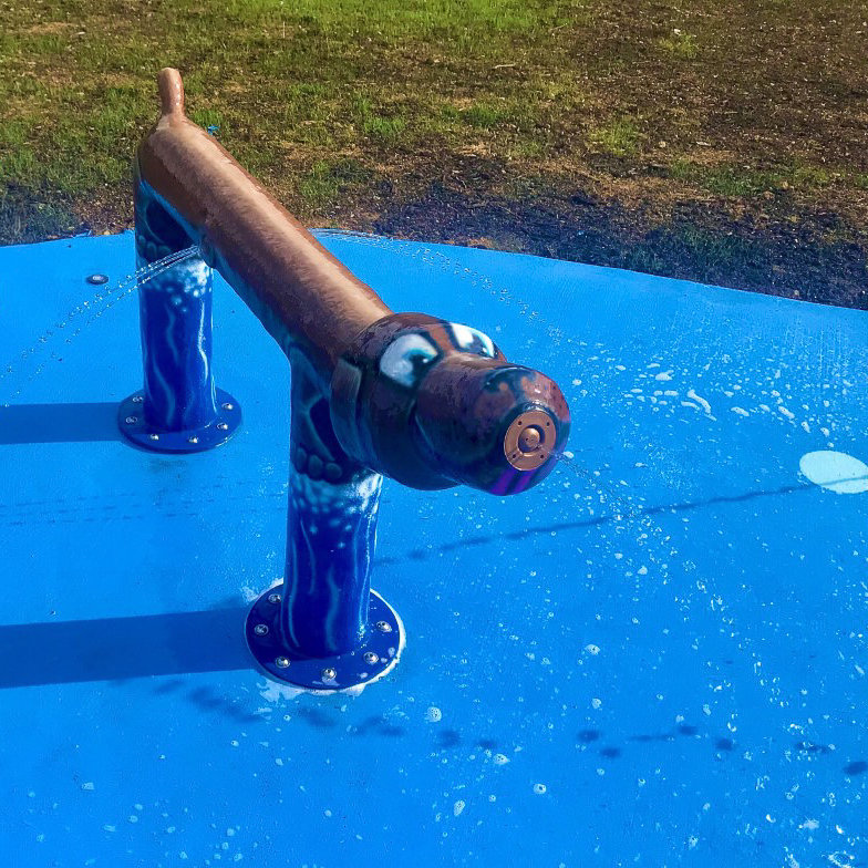 My Splash Pad Standing Dog Water Play Features