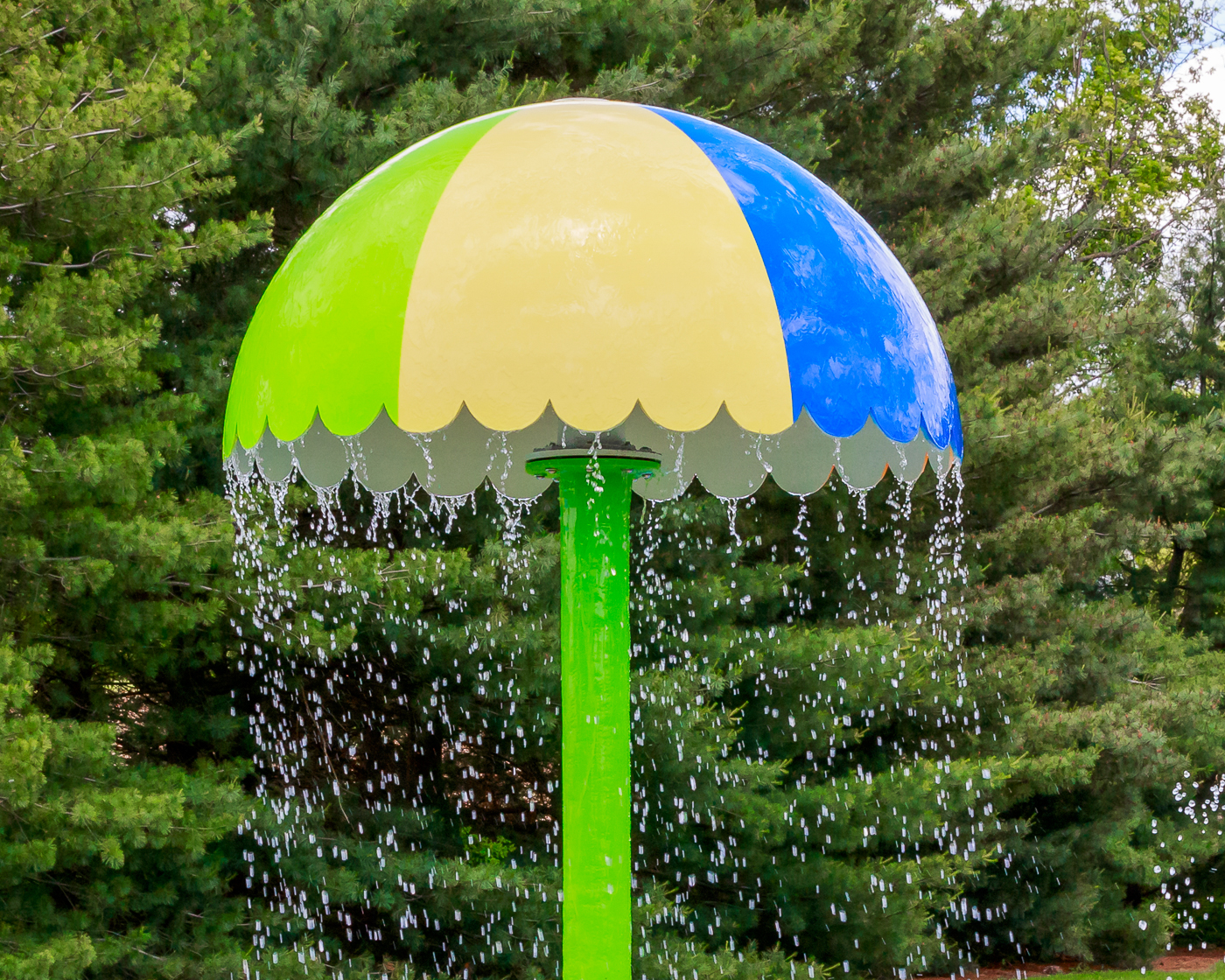 My Splash Pad Beach Umbrella Water Play Features