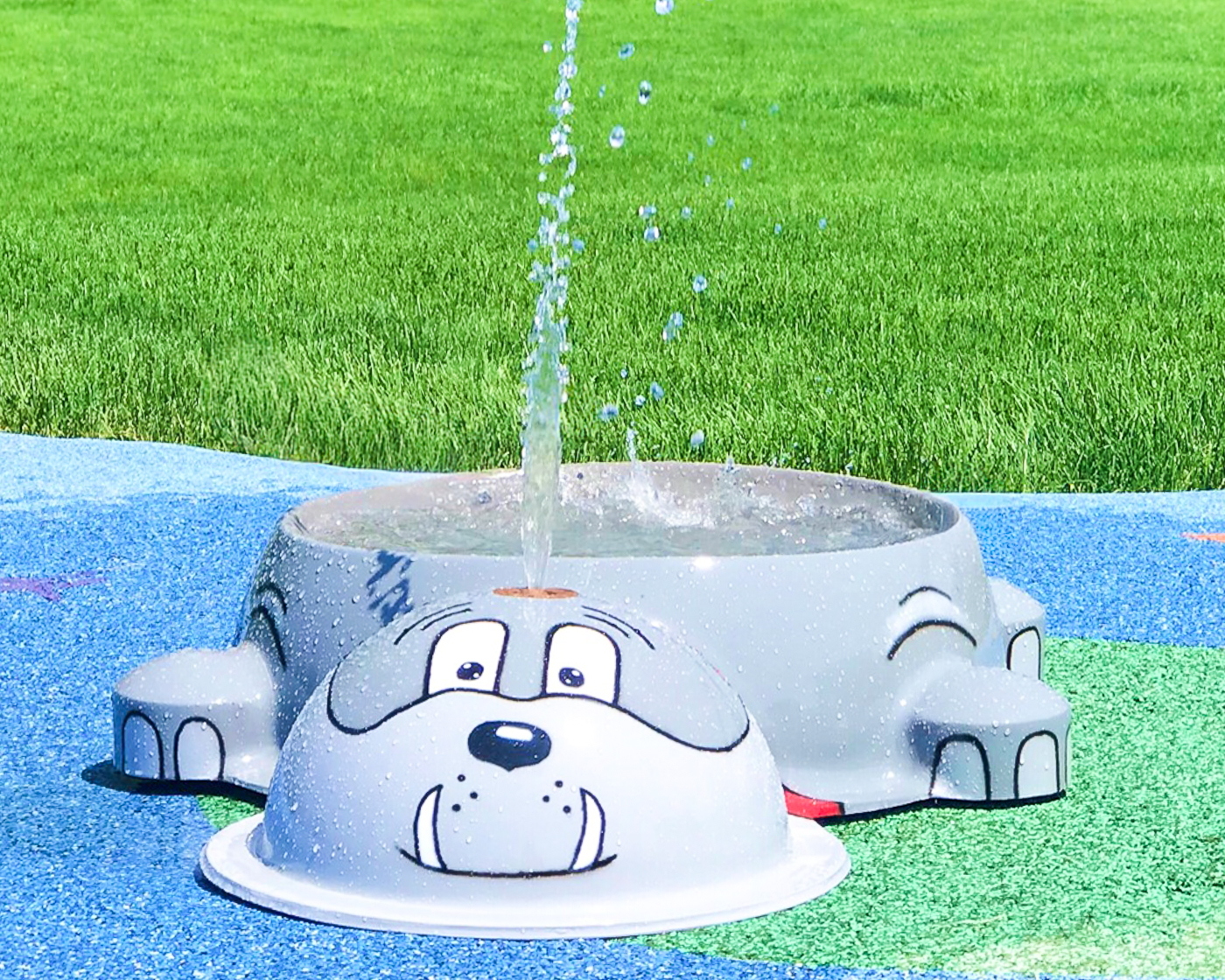 My Splash Pad Bulldog Water Bowl Water Play Features