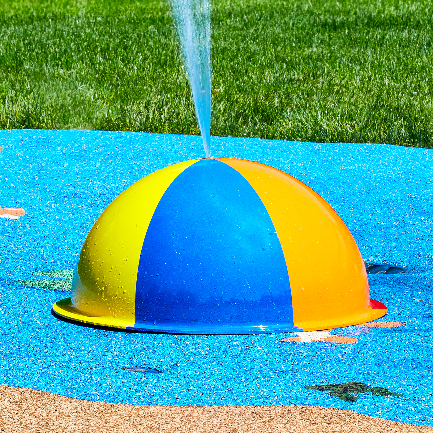 My Splash Pad Spray Bump Water Play Features 
